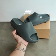 ADIDAS YEZZY SLIDES "SLATE GREY" (ID2350)