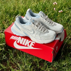 NIKE V2K RUN ‘PLATINUM TINT WHITE' (FD0736 009)