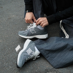 NEW BALANCE 1906R 'GREY SUEDE' - M1906RV