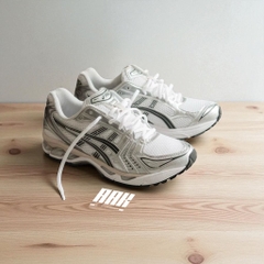 ASICS Gel-Kayano 14 ‘White Graphite Grey’ (1203A537-110)