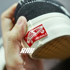 VANS OG STYLE 36 LX BLACK MARSHMALLOW - VN0A4BVEN8K