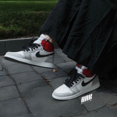 NIKE AIR JORDAN 1 RETRO HIGH OG 'LIGHT SMOKE GREY' - (575441 126)