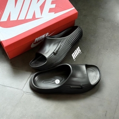 NIKE REACT X REJUVEN 8 SLIDE (HV4484 001)