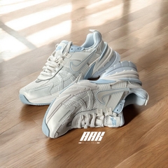 NIKE V2K RUN ‘PLATINUM TINT WHITE' (FD0736 009)
