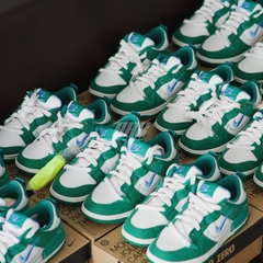 NIKE DUNK LOW DISRUPT 2 "Malachite" - DH4402 001