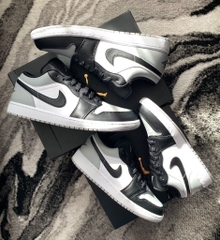 NIKE AIR JORDAN 1 LOW GS "LIGHT SMOKE GREY" - 553560 052