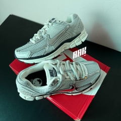 Nike Air Zoom Vomero 5 ‘Photon Dust Metallic Silver’ (FD0884-025)