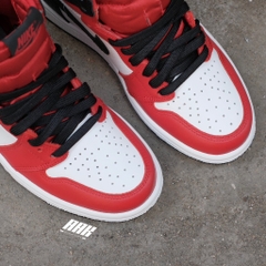 NIKE AIR JORDAN 1 HIGH OG 'SATIN SNAKE CHICAGO' - (CD0461 601)