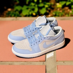 NIKE AIR JORDAN 1 LOW OG ‘GREY UNIVERSITY BLUE (DC0774 050)