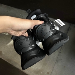 ADIDAS XLG RUNNER DELUXE (JR0861)