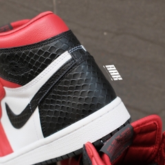 NIKE AIR JORDAN 1 HIGH OG 'SATIN SNAKE CHICAGO' - (CD0461 601)
