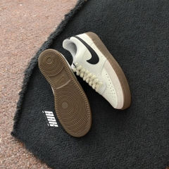 NIKE COURT VISION LOW 'SAIL LIGHT BROWN' - (FQ8075 133)