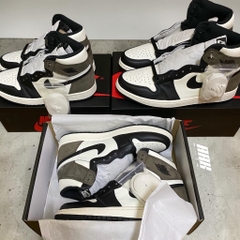 Nike Air Jordan 1 Retro High OG ‘Dark Mocha’ (555088-105)