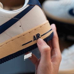 NIKE AIR FORCE 1 '07' 'PALE VANILLA' - FQ8103-133