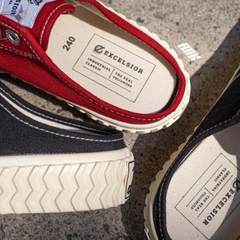 EXCELSIOR BOLT MULE - RED