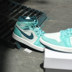 AIR JORDAN 1 MID BLEACHED TURQUOISE (DZ3745 300)