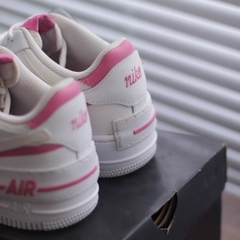 NIKE AIR FORCE 1 SHADOW WHITE FLAMINGO - C10919 102