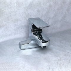 Vòi Lavabo 3 Lỗ N-L JA_309