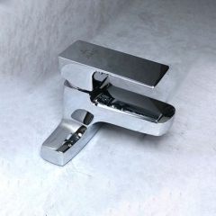 Vòi Lavabo 3 Lỗ N-L JA_309