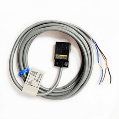 Cảm biến tiệm cận Omron TL-W5MC2 5mm NPN NC 12–24VDC