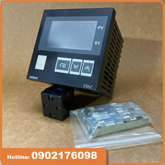 Bộ điều khiển nhiệt độ OMRON E5AZ-R3