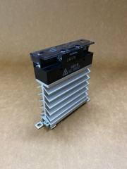 Rơ le bán dẫn OMRON G3PJ-215B (240V 15A kèm tản nhiệt gắn DIN)