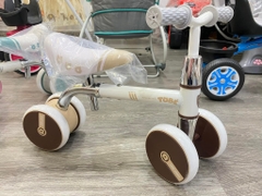 Xe chòi chân Noble Tobé