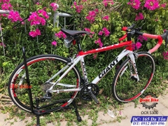 Xe đạp đua GIANT OCR 5300