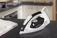 7 mẹo tẩy vết cháy trên mặt đế bàn ủi hiệu quả đơn giản dễ làm nhất