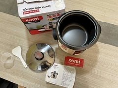 noi-com-nap-roi-1-8l-komi
