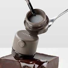 Gel kẻ mắt bền màu lâu trôi kèm cọ Judydoll Eyeliner Gel 7.5g