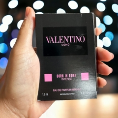 Vial nước hoa Valentino Uomo Born In Roma Intense EDP 1.2ml