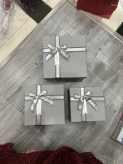 Hộp vuông xám