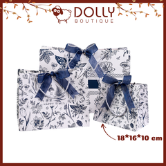 Túi Giấy Quà Tặng Trắng Hoa Văn Xanh Happy Time Tết 2025 18*6*10CM