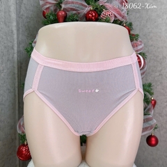 18062 Q.lót Sweet LC viền - XÁM