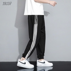 18137 Q.TT 3 sọc 00270- ĐEN