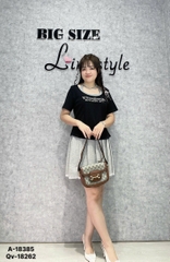 Áo thun BIGSIZE QCCC cổ yếm chất đẹp co giãn nhiều tôn sáng eo thon - 18385 - Đen