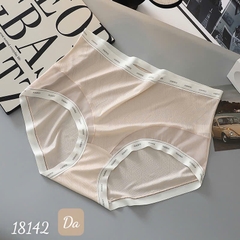 18142 Q.lót chữ AOM - DA