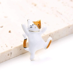 Trâm, Ghim Cài Áo HimHip Mèo Thần Tài May Mắn HKCC 1,5*3cm