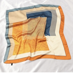 Set Quà HimHip Khăn Lụa Vuông 70x70cm & Cài Khăn Kèm Túi Hộp Thiệp - 375