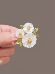 Trâm, Ghim Cài Áo HimHip 3 Hoa Cúc Hoạ Mi Thanh Lịch 3*3,5cm