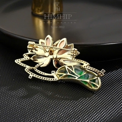 Trâm, Ghim Cài HimHip HKCC Sen Hồng Khảm Trai Đính Hạt Sương Trai Thật 5.5*2.2cm