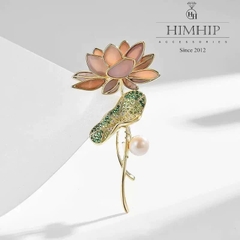 Trâm, Ghim Cài Áo HimHip Hoa Sen Duyên Dáng HKCC Đính Trai 6*3cm HPBD
