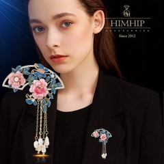Trâm, Ghim Cài Áo HimHip HKCC Hoa Trà Xếp Quạt Phối Hạt Trai Thật 5*7cm