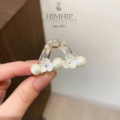 Kẹp Càng Cua HimHip Composite Hoa Nhỏ 3 Cánh Nụ Phale Phối Hạt Giả Trai 12 Răng 4.5x3cm