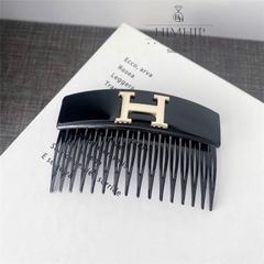Xước Tóc HimHip Composite Mix Charm Chữ H Thanh Lịch