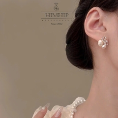 Khuyên Tai Nụ HimHip Mặt Vuông Viền Vàng Sang Trọng HKCC Đính Phale, Trai Thật 1cm