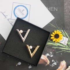 Trâm, Ghim Cài Áo HimHip Chữ V Thanh Lịch HKCC Mix Trai 3,5cm