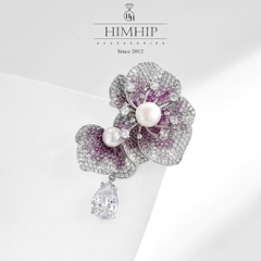 Trâm, Ghim Cài Áo HimHip HKCC Lan Hồ Điệp Nụ Trai Thật Phối Giọt Phale 5*3.3cm