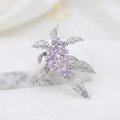 Trâm, Ghim Cài Áo HimHip HKCC Mộng Đinh Hương 5x6.4cm